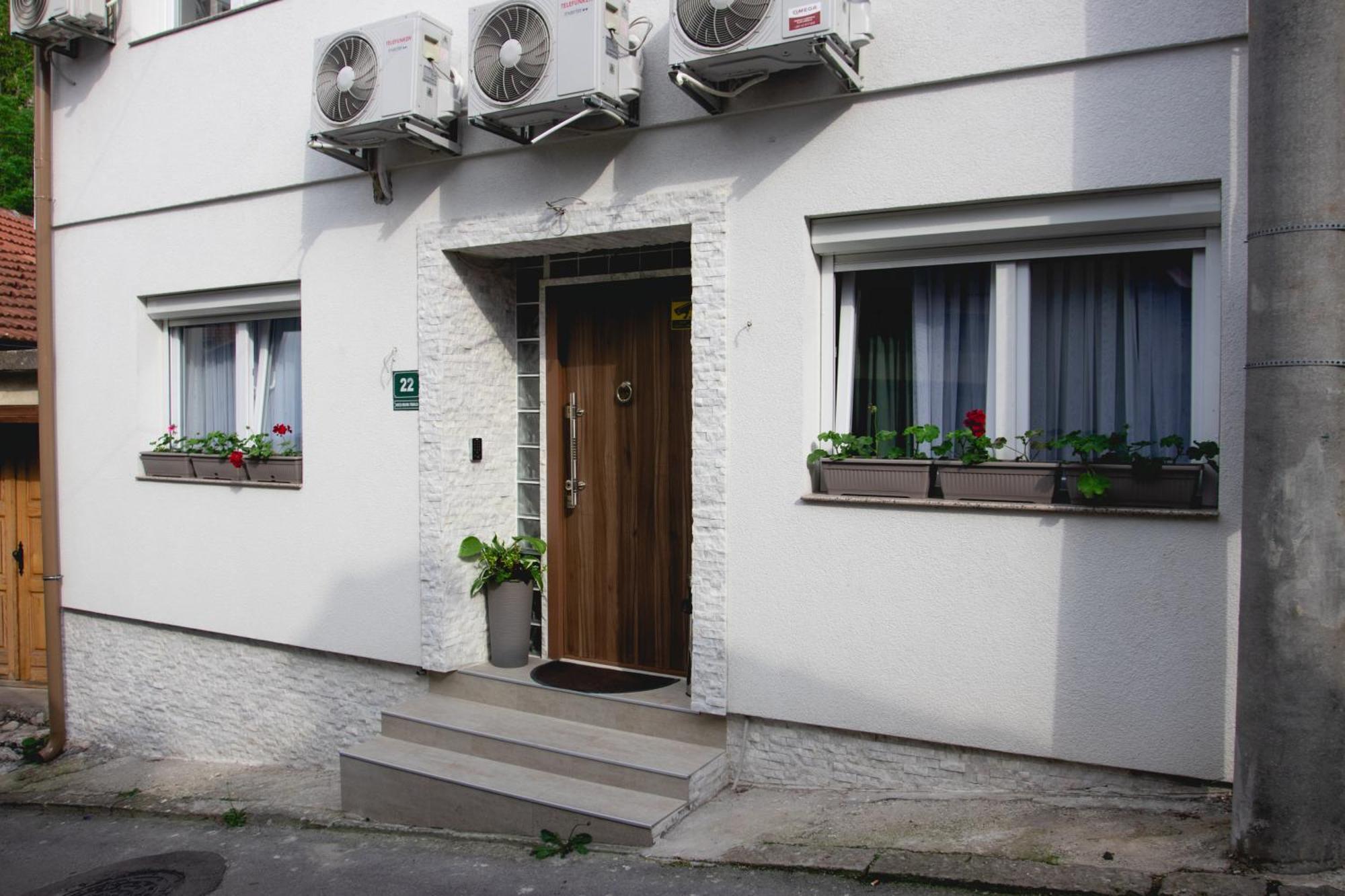 Apartments Han 2 Sarajevo Luaran gambar